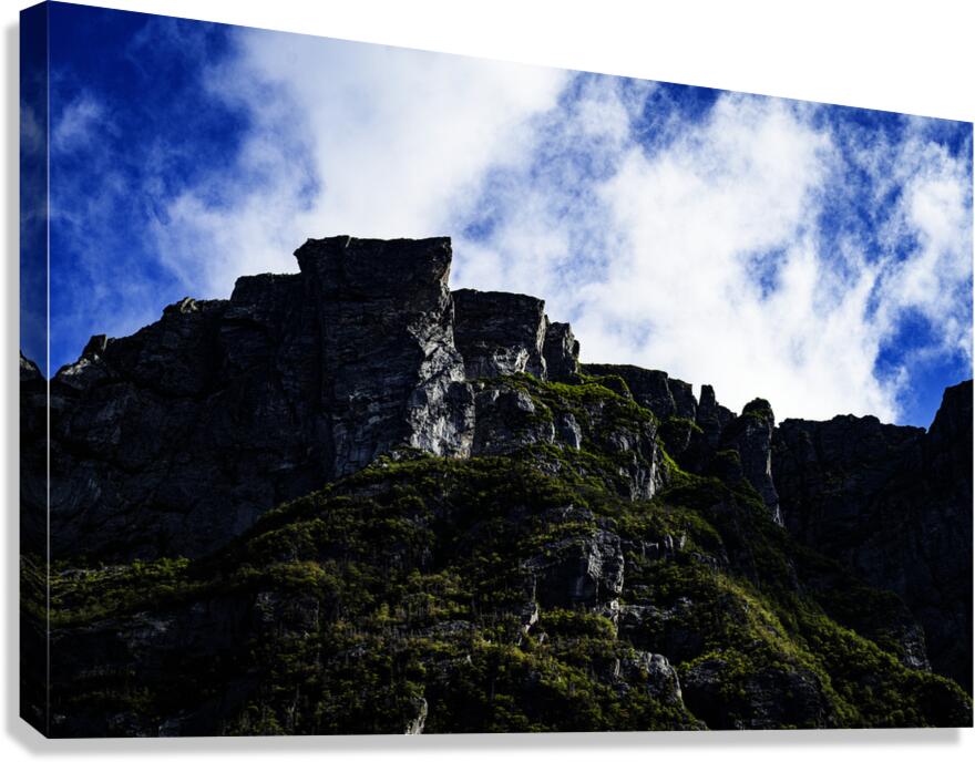 Pretty Cliff VII Canvas Print